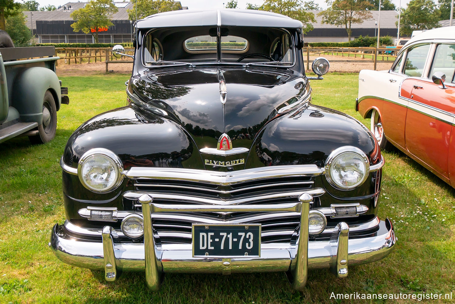 Plymouth De Luxe uit 1946